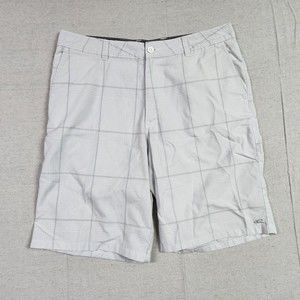 ONeill Shorts Mens Size 36 Gray Check Bermuda Flat Front Outdoor Casual